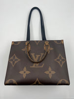 LOUIS VUITTON Handbag