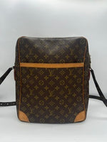 LOUIS VUITTON Handbag