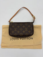 LOUIS VUITTON Like New / NWOT: Item is pristine Handbag