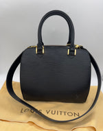 LOUIS VUITTON Good: Item has clear signs of wear Handbag