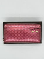 GUCCI Like New / NWOT: Item is pristine Wallet