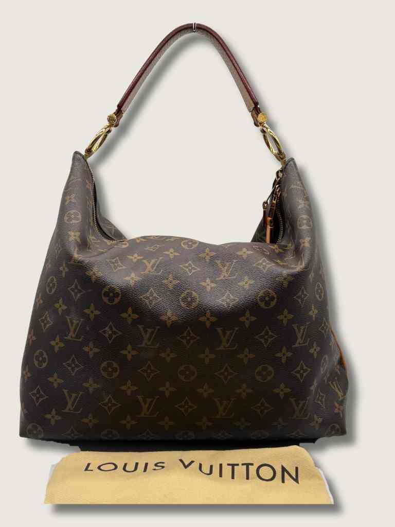 LOUIS VUITTON Handbag