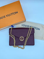 LOUIS VUITTON Like New / NWOT: Item is pristine Handbag