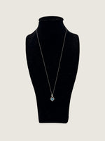 14k White Gold Excellent: This item is gently used Necklace