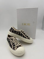 Size 37 DIOR Excellent: This item is gently used Wom Sneakers
