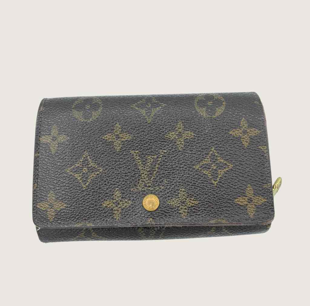 LOUIS VUITTON Wallet