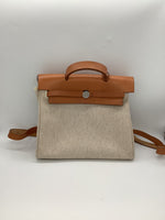 Hermes Excellent: This item is gently used Handbag