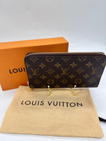 LOUIS VUITTON Wallet