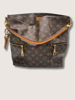 LOUIS VUITTON Handbag