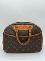 LOUIS VUITTON Handbag