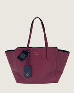 GUCCI Calf Leather Swing Tote