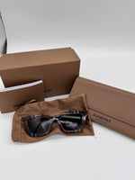 BURBERRY Excellent: This item is gently used Sunglasses