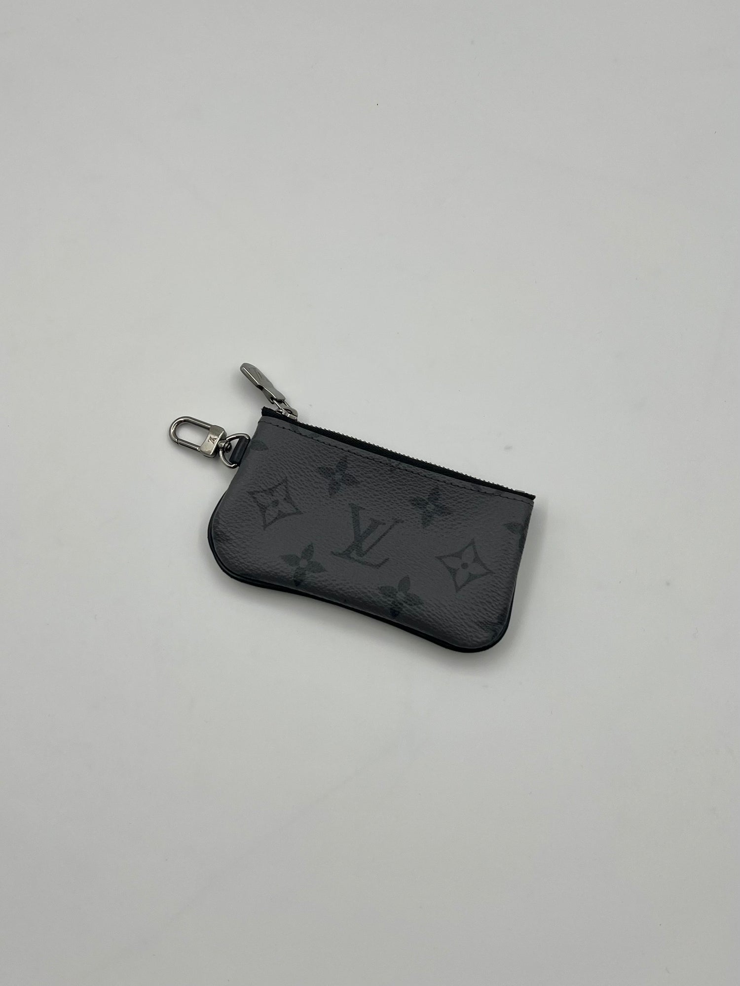 LOUIS VUITTON Pouch