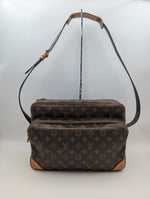 LOUIS VUITTON Handbag