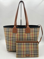BURBERRY Handbag