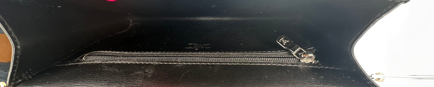 LOUIS VUITTON Handbag
