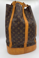 LOUIS VUITTON Handbag