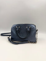 LOUIS VUITTON Like New / NWOT: Item is pristine Handbag
