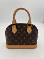 LOUIS VUITTON Handbag