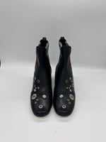 Size 37 FENDI Wom Boots