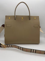 BURBERRY Handbag
