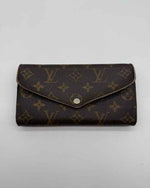 LOUIS VUITTON Wallet