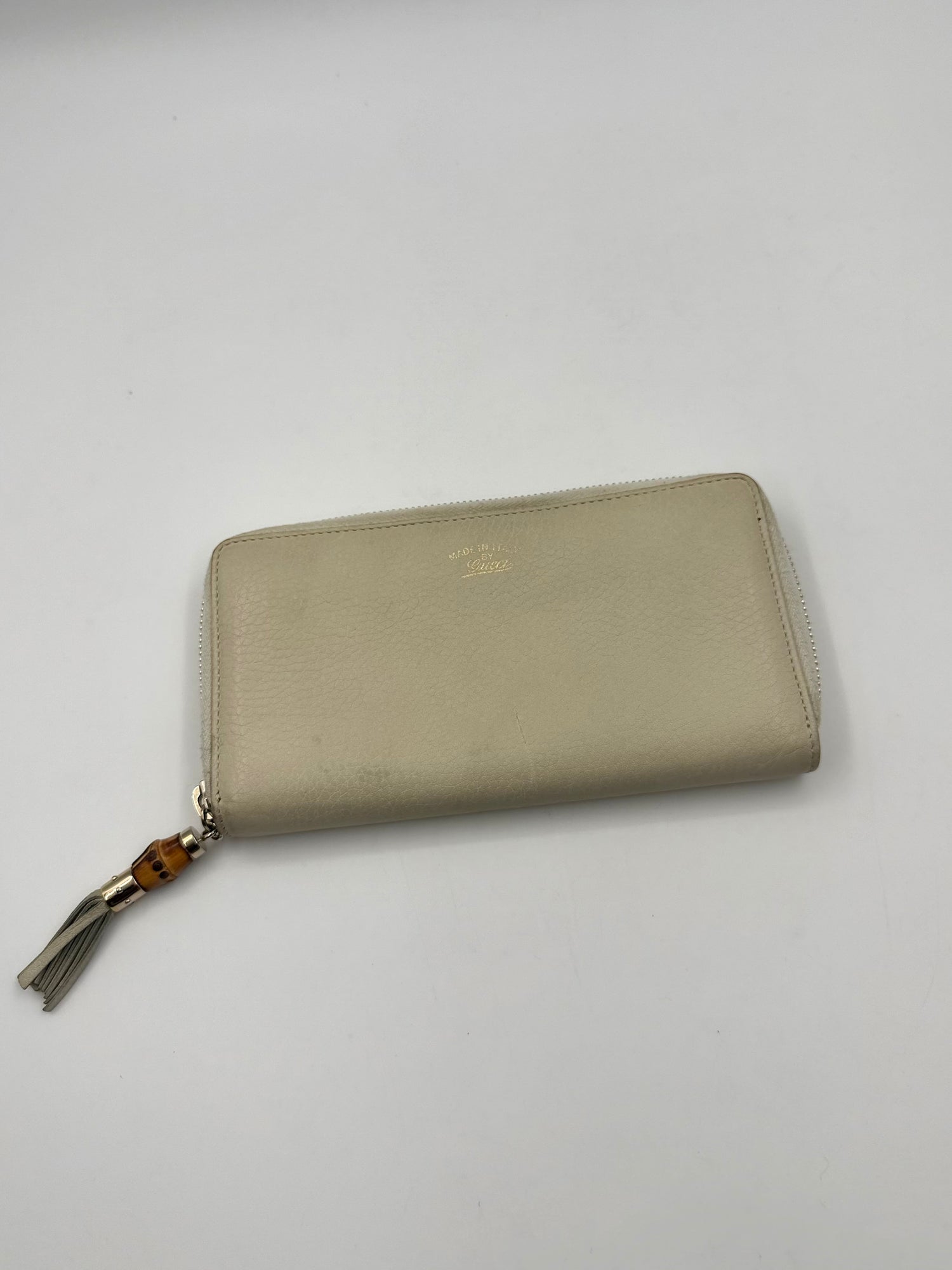 GUCCI Cream Leather Bamboo Tassel Wallet
