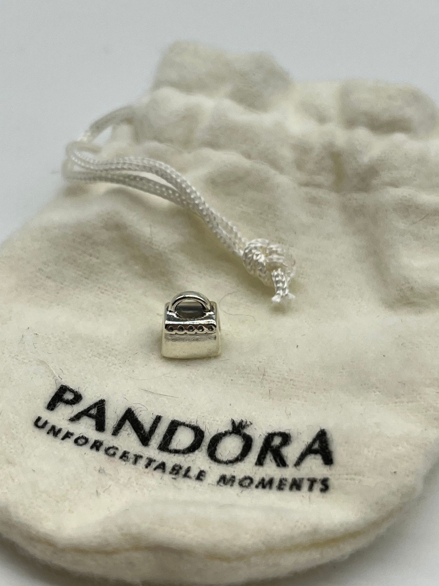 PANDORA Charm / Bead