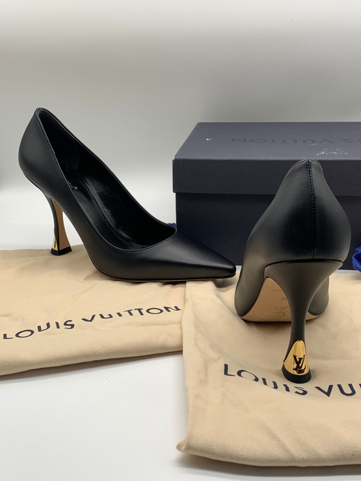Size 39 LOUIS VUITTON Wom Shoes