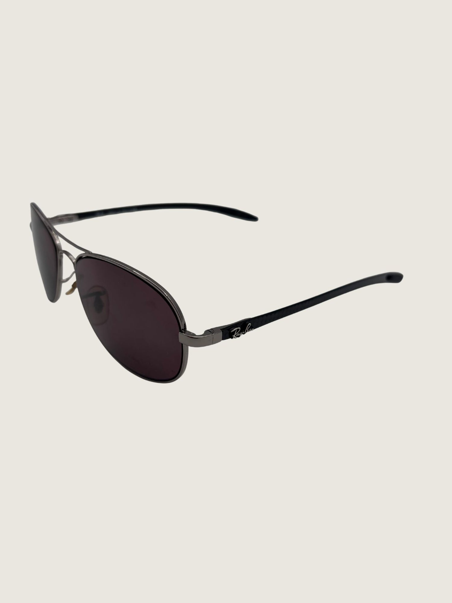 RAY BAN Excellent: This item is gently used Sunglasses