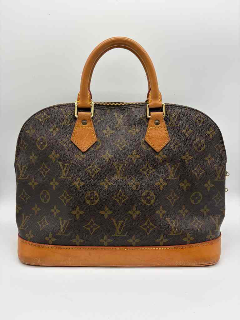 LOUIS VUITTON Handbag
