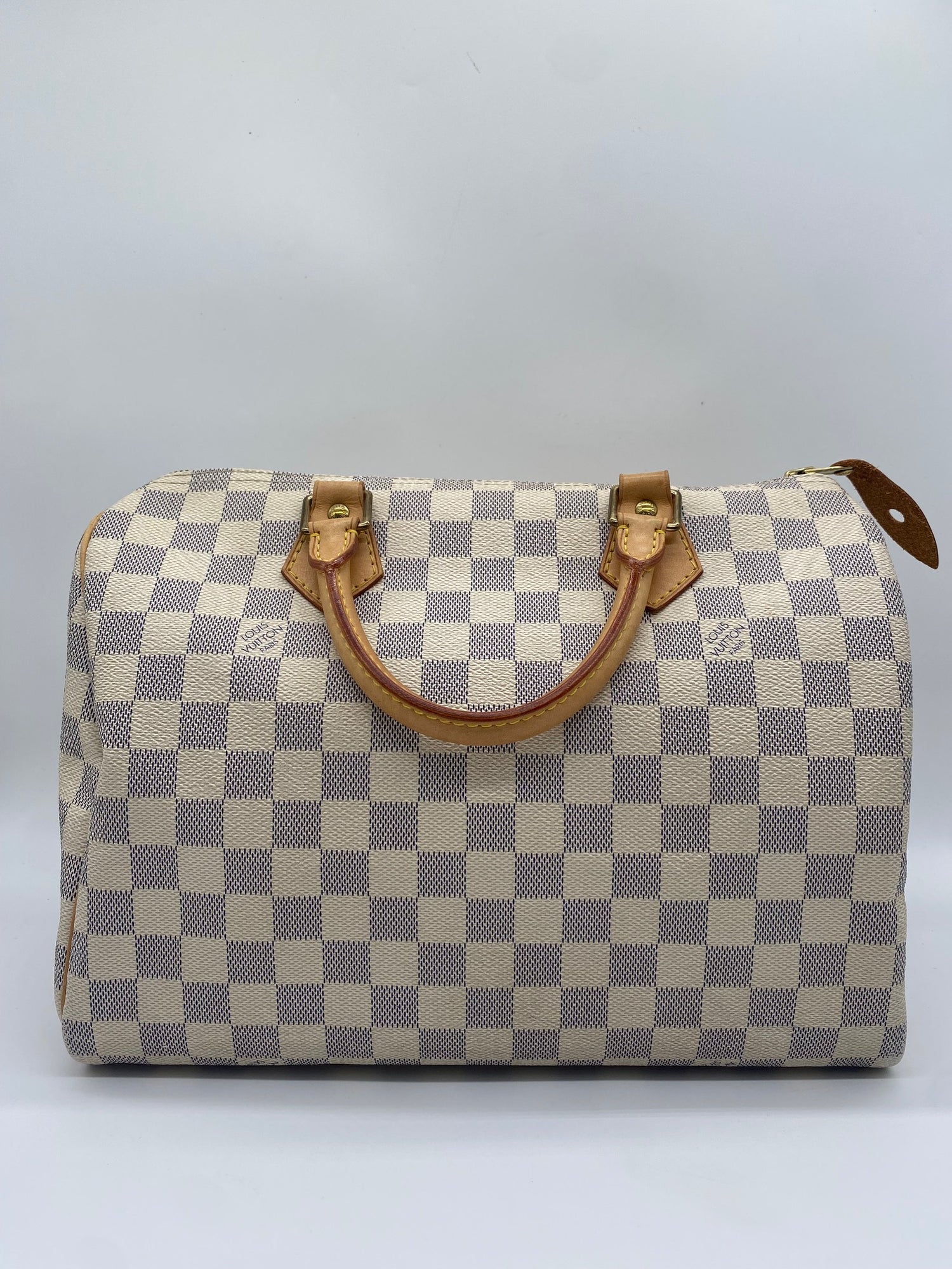 LOUIS VUITTON Excellent: This item is gently used Handbag