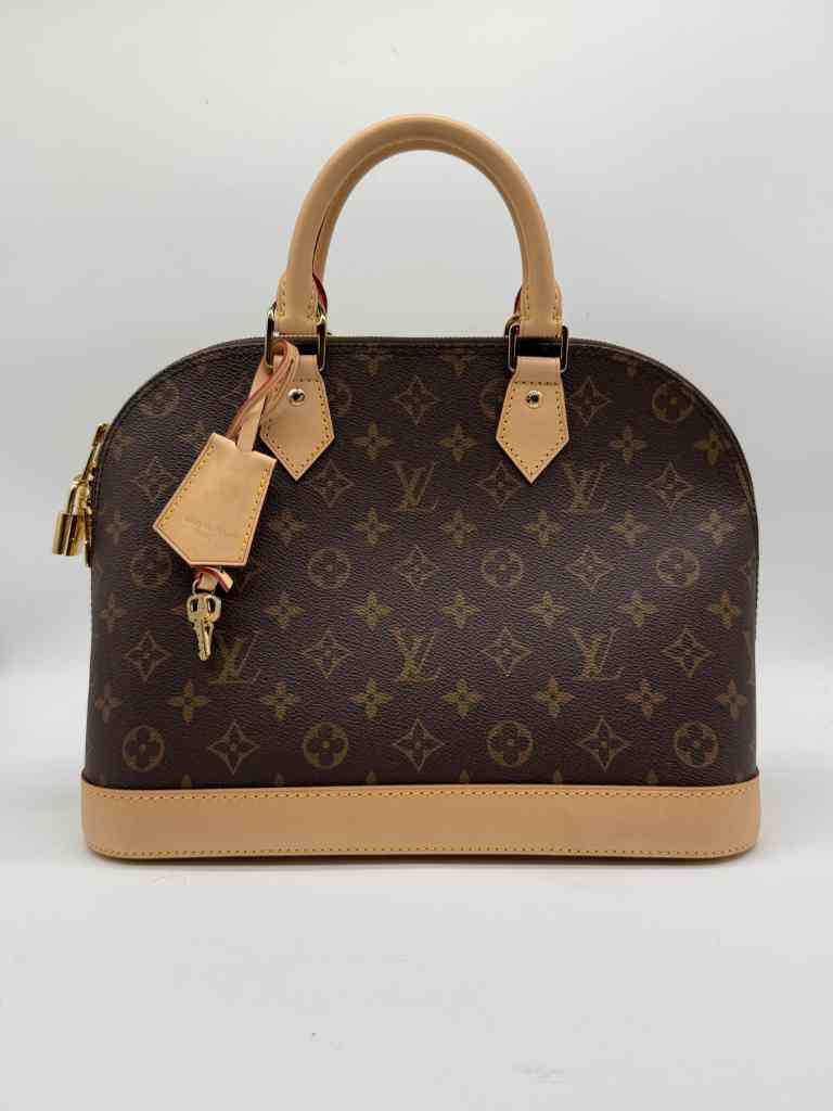 LOUIS VUITTON Like New / NWOT: Item is pristine Handbag