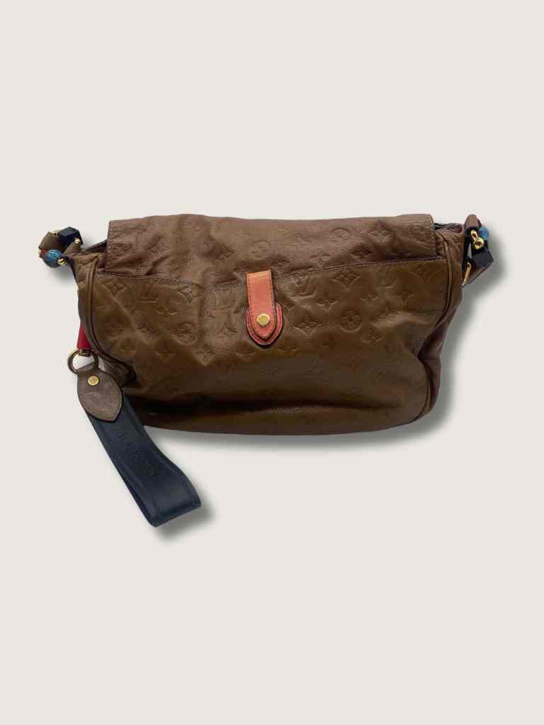 LOUIS VUITTON Handbag