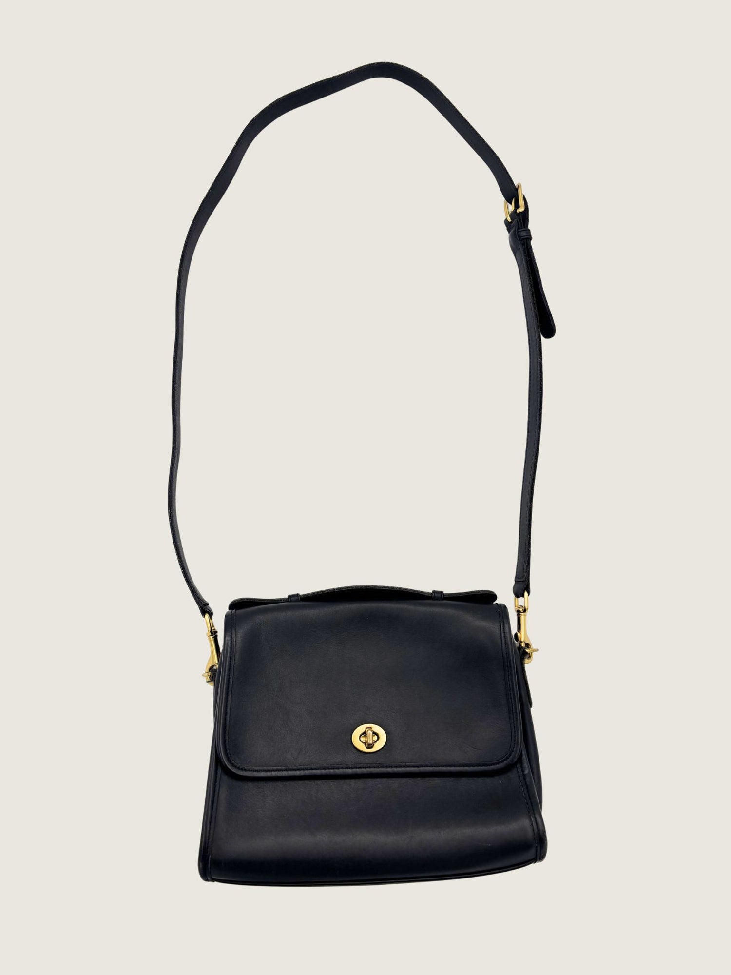 COACH Good: This item has obvious signs o Handbag