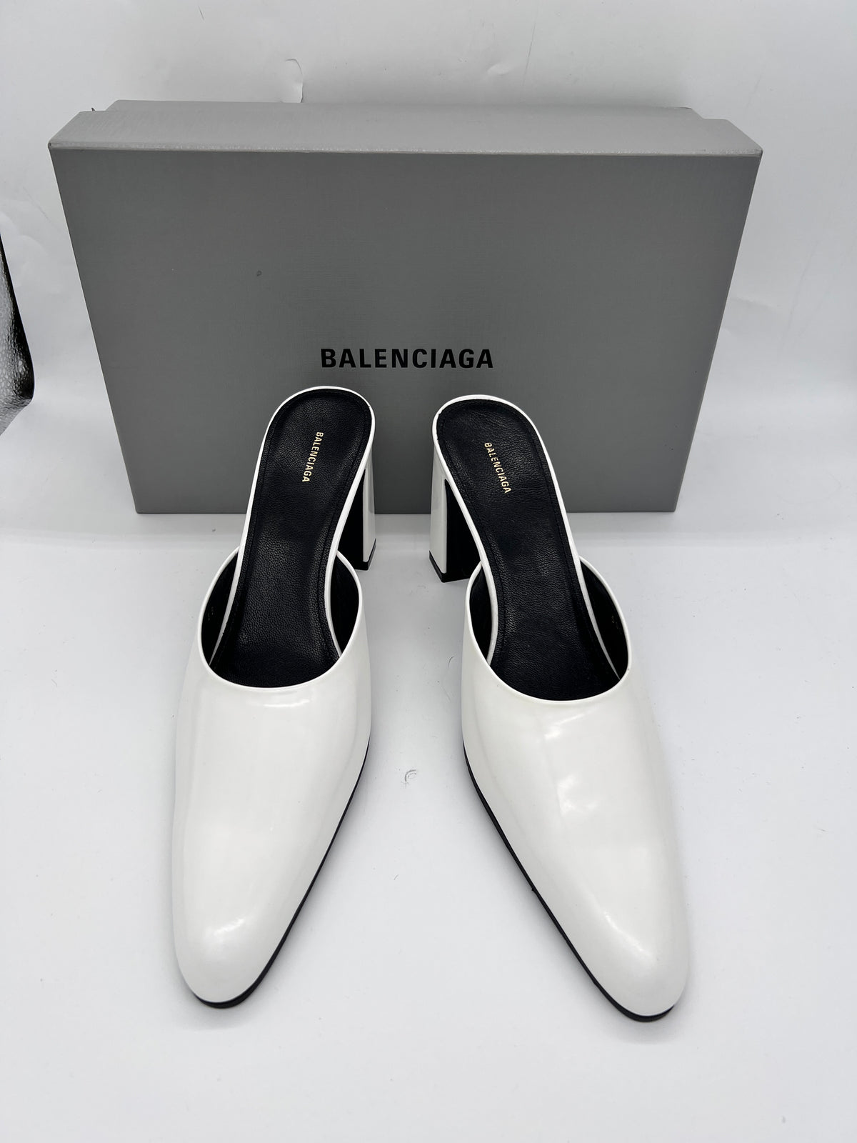 Size 8 Balenciaga Wom Shoes