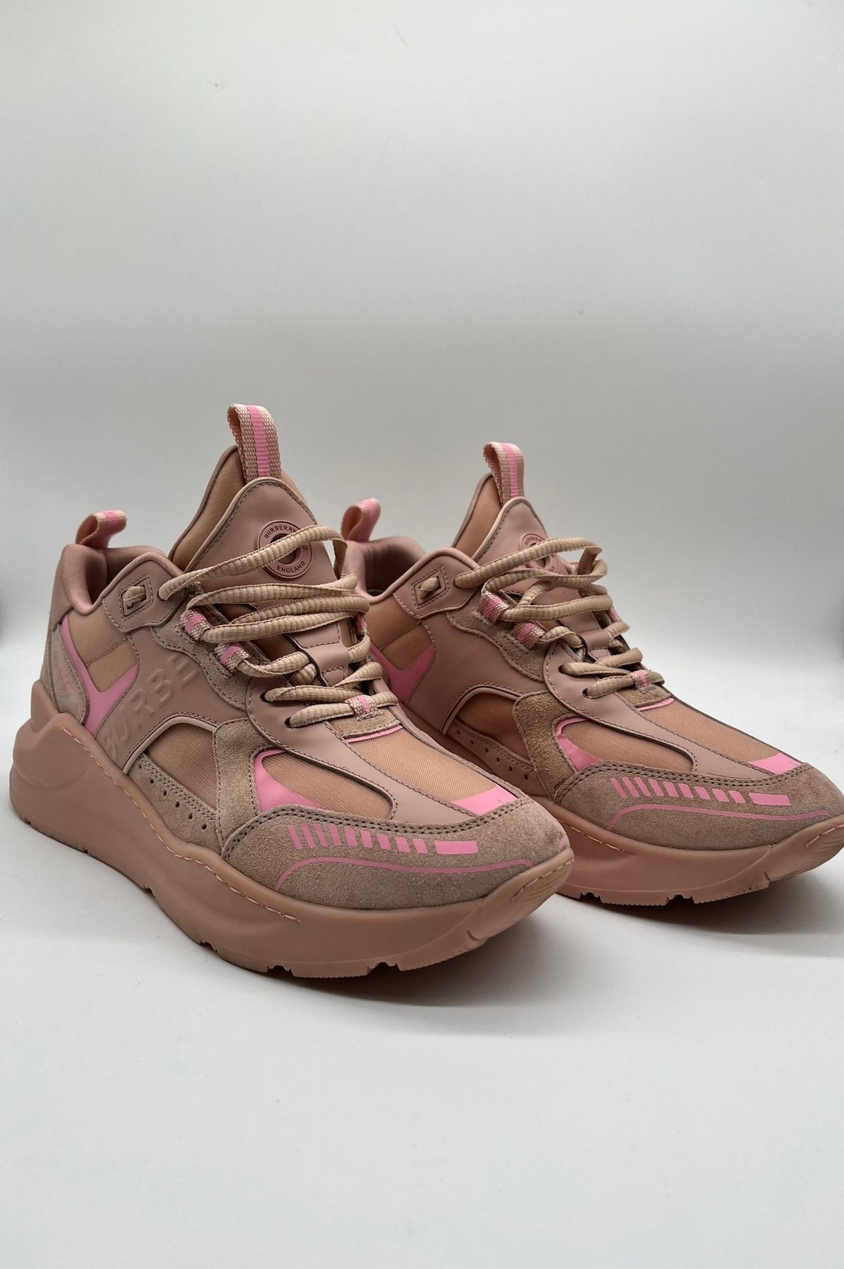 Size 42 BURBERRY Wom Sneakers