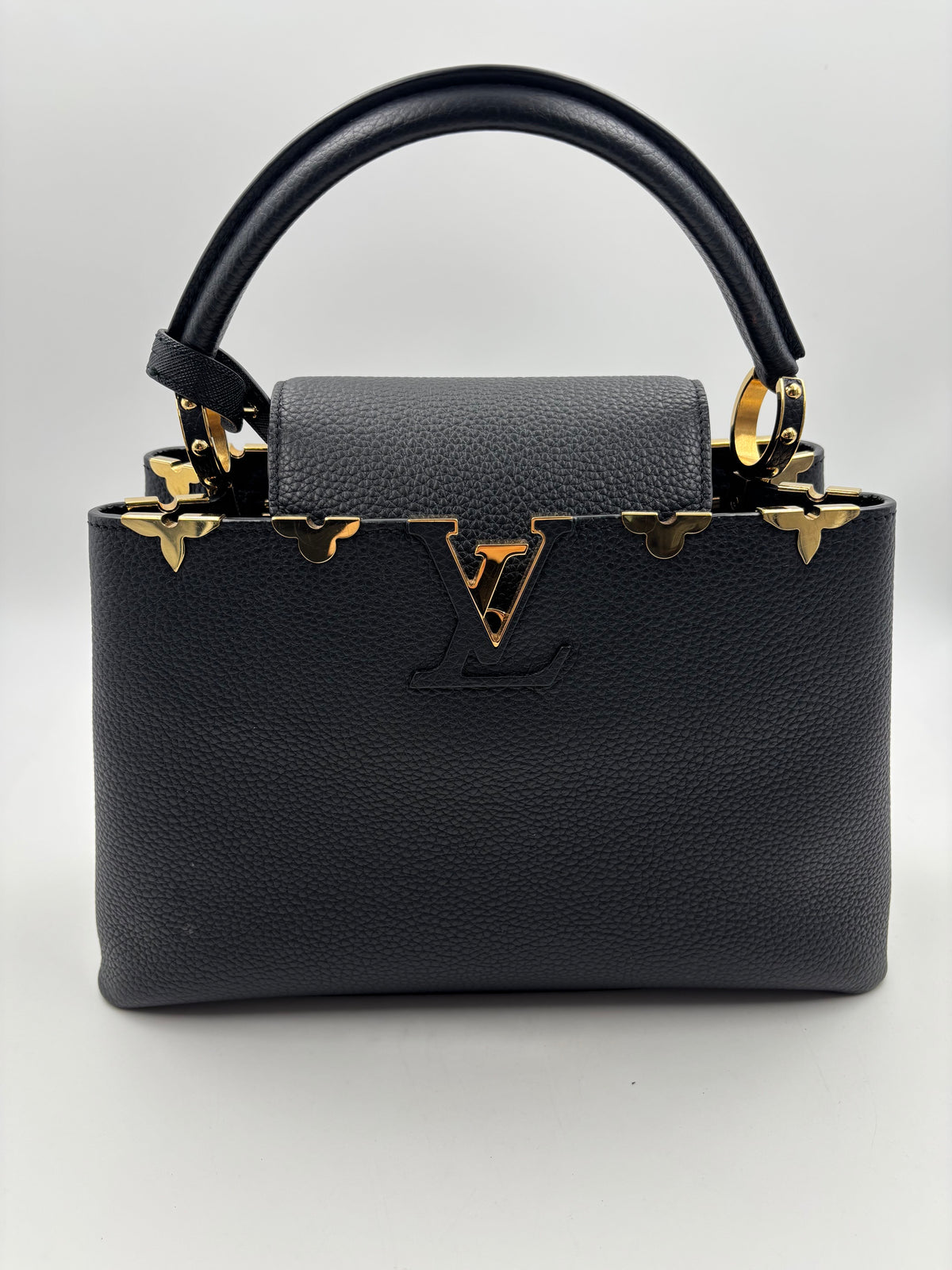 LOUIS VUITTON Handbag