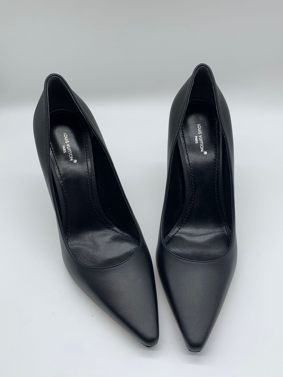 Size 39 LOUIS VUITTON Wom Shoes