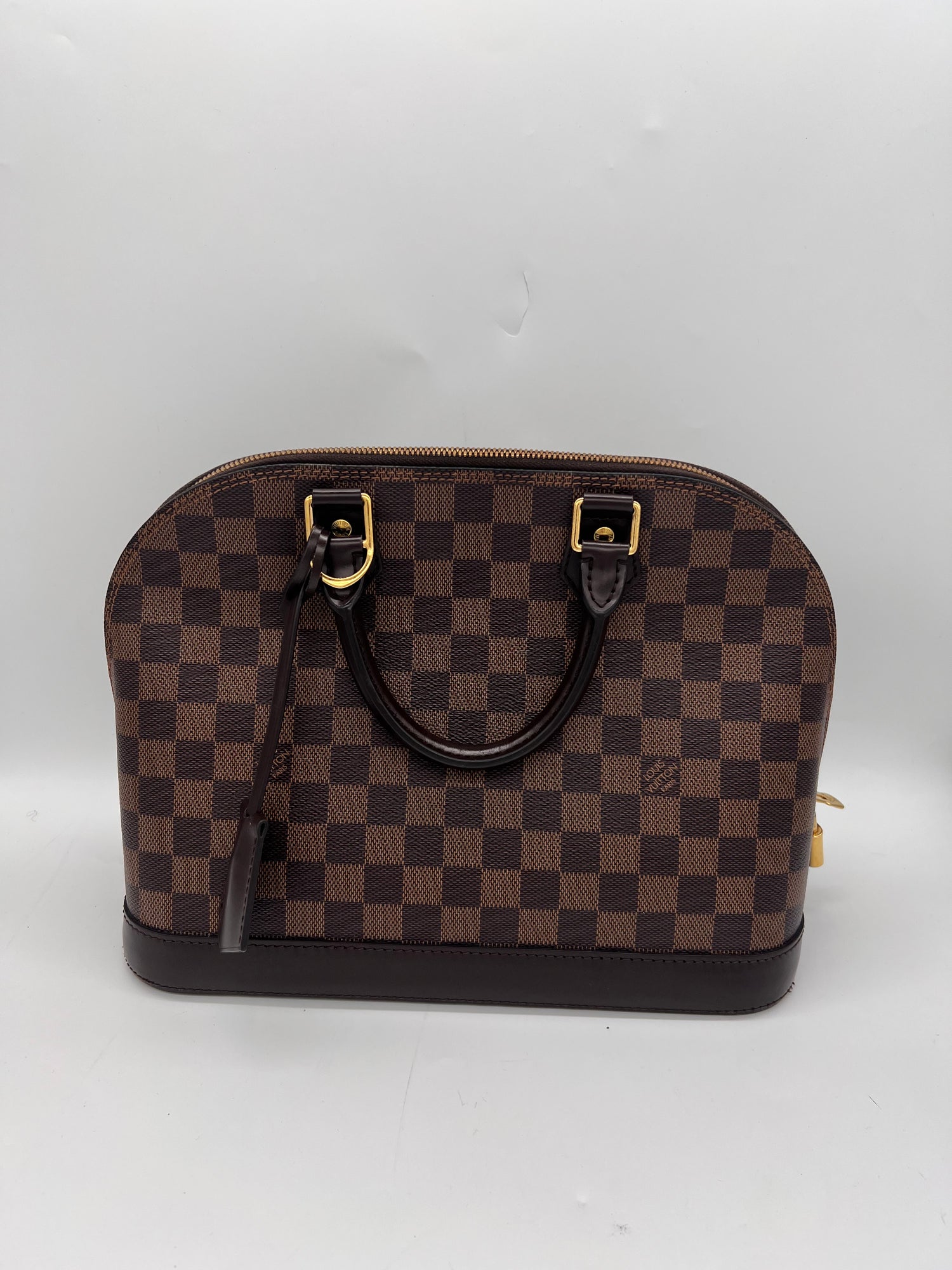 LOUIS VUITTON Excellent: This item is gently used Handbag