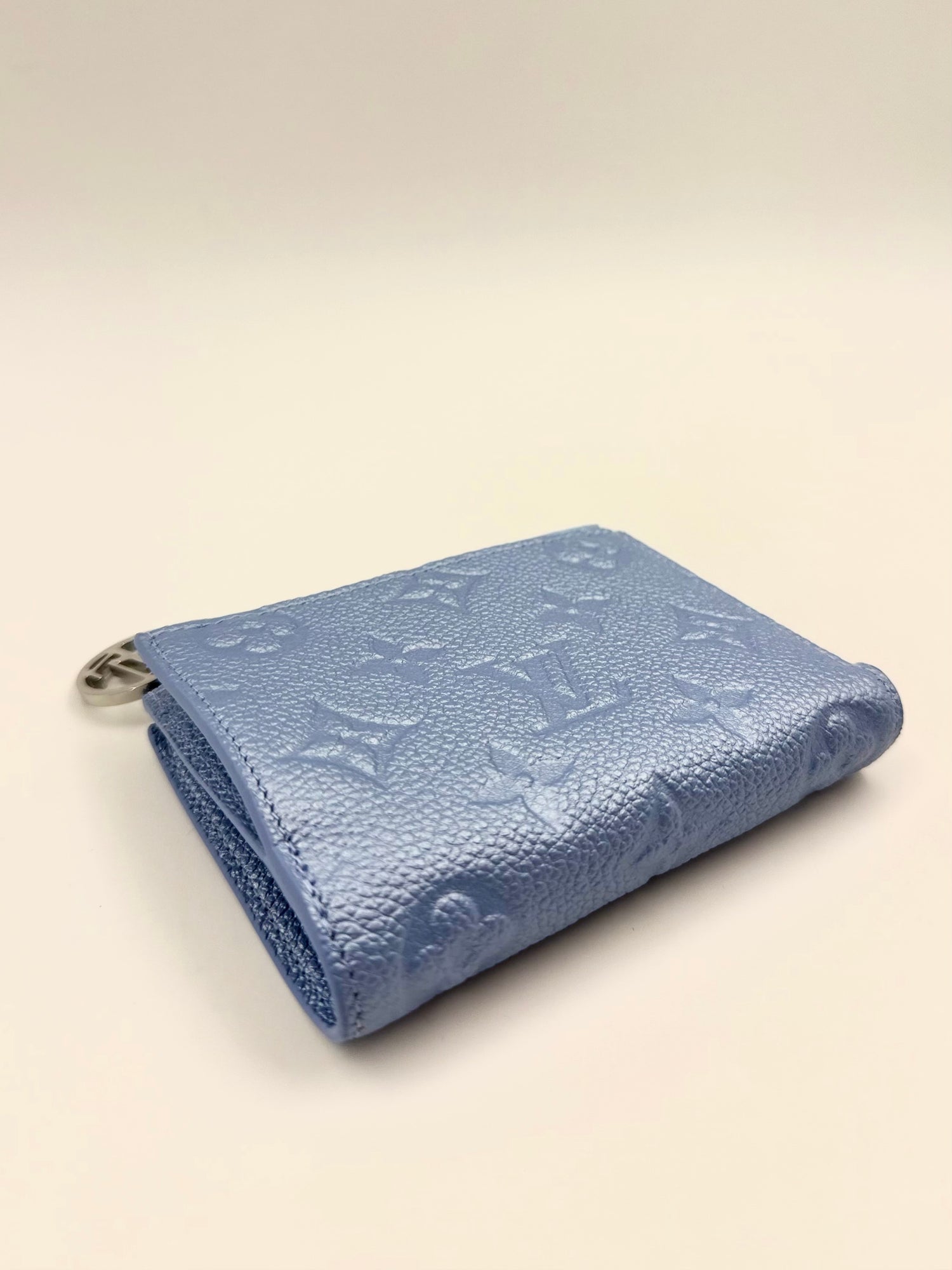 LOUIS VUITTON Lisa Wallet