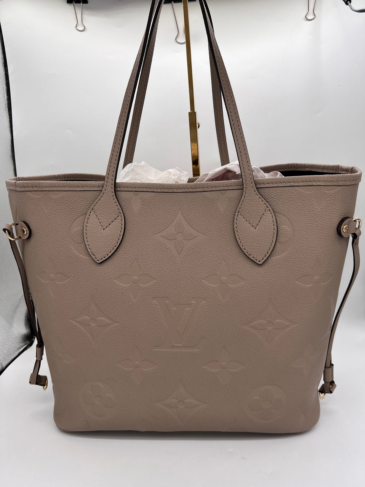 LOUIS VUITTON Handbag