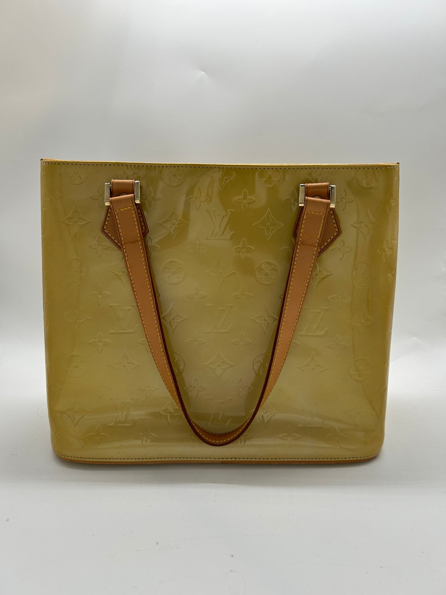 LOUIS VUITTON Handbag