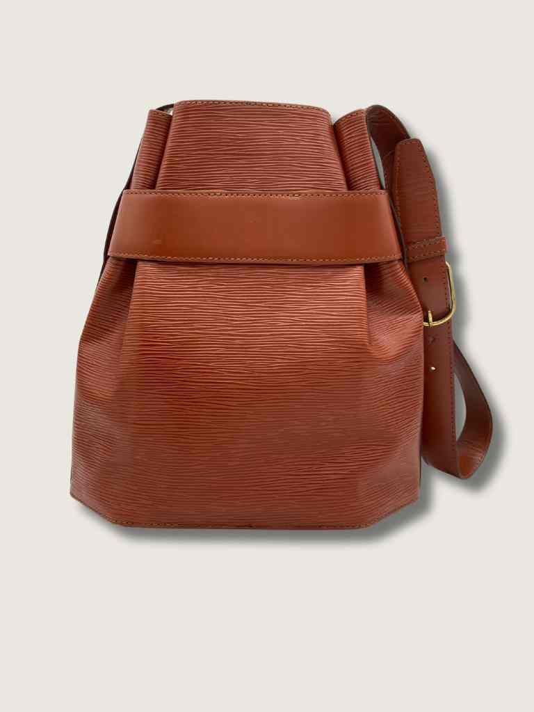 LOUIS VUITTON Handbag