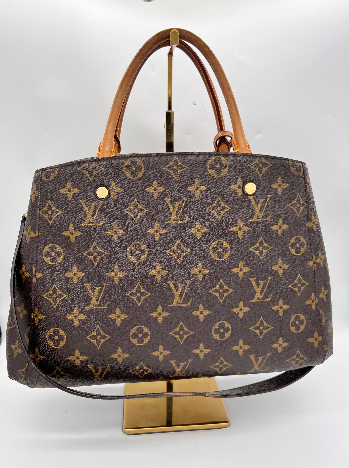 LOUIS VUITTON Handbag