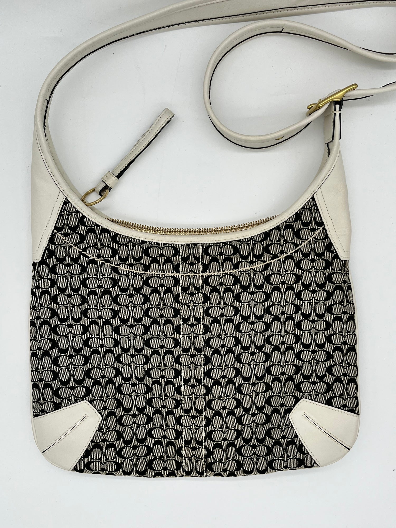 COACH Excellent: This item is gently used Handbag