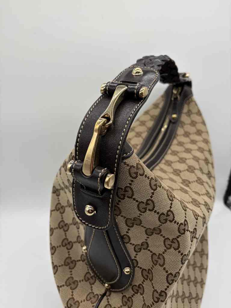 GUCCI Good: Item has clear signs of wear Handbag
