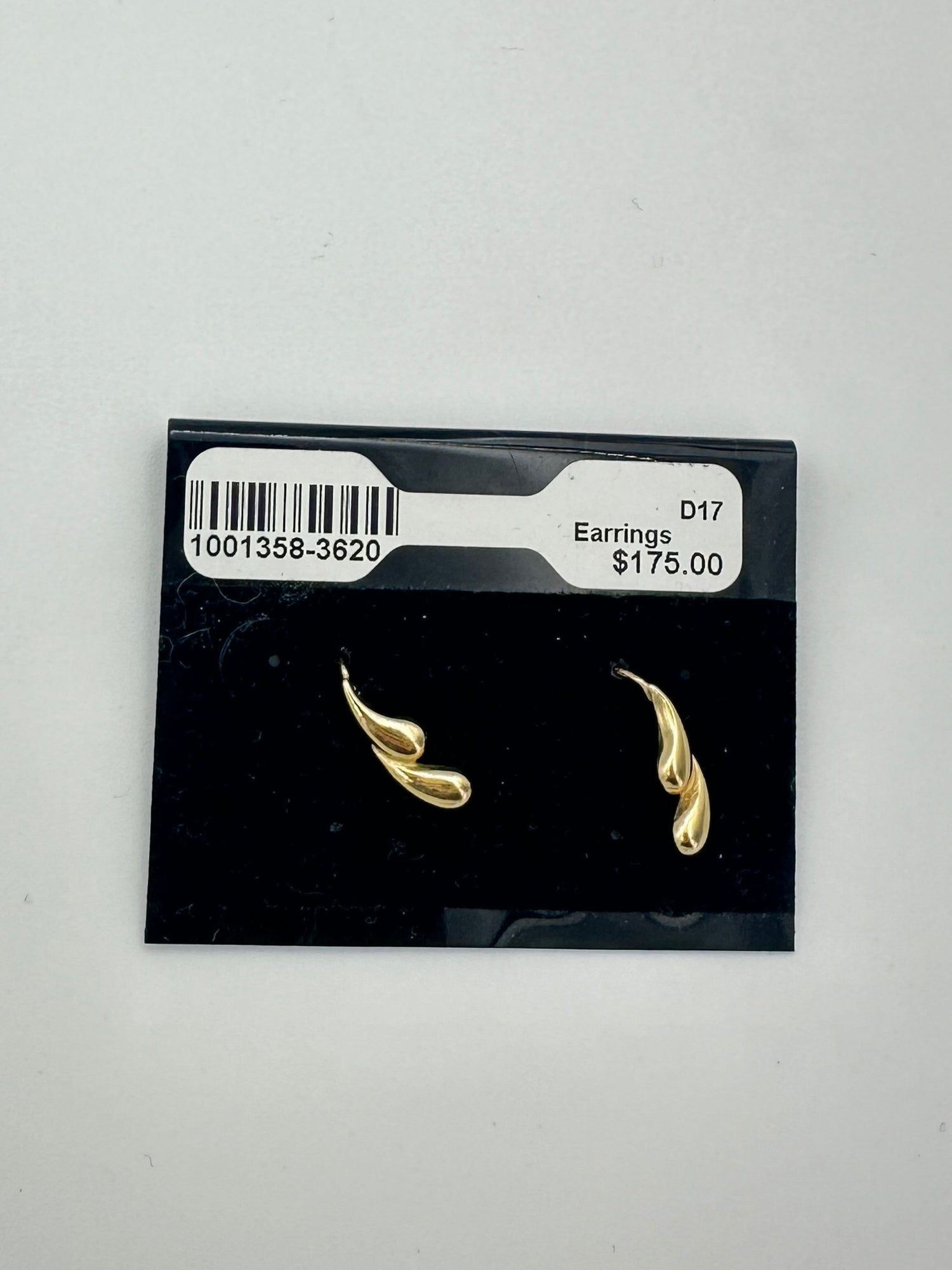 14k gold Excellent: This item is gently used Earrings