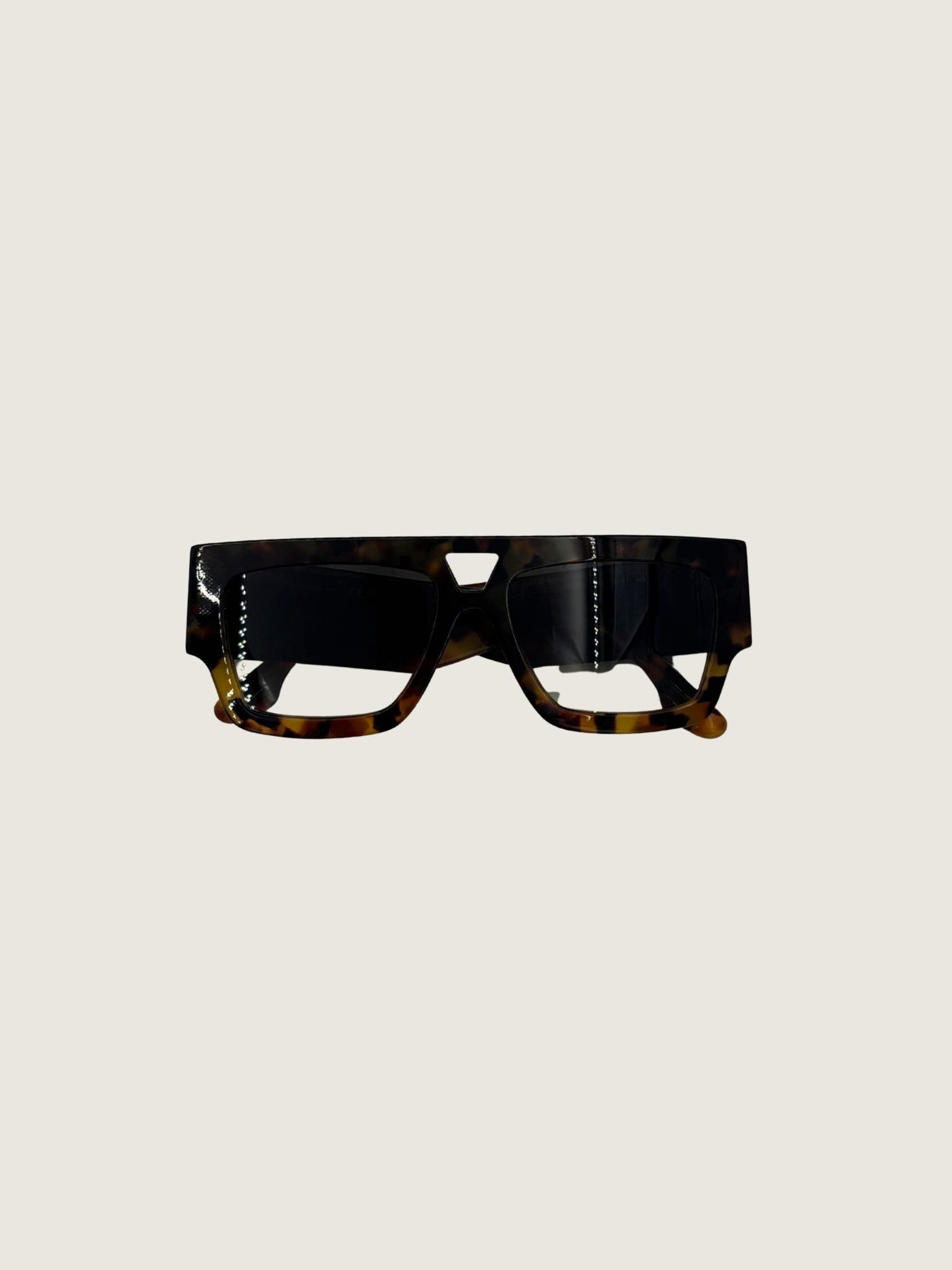 VICTORIA BECKHAM Excellent: This item is gently used Sunglasses
