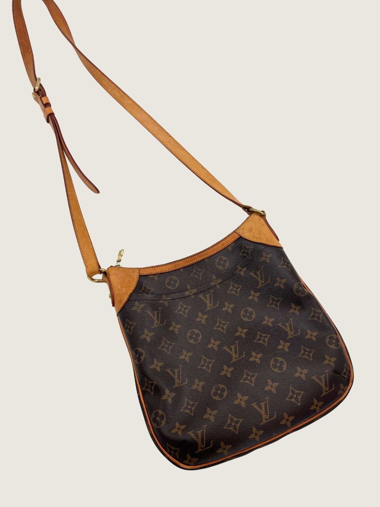 LOUIS VUITTON  Handbag